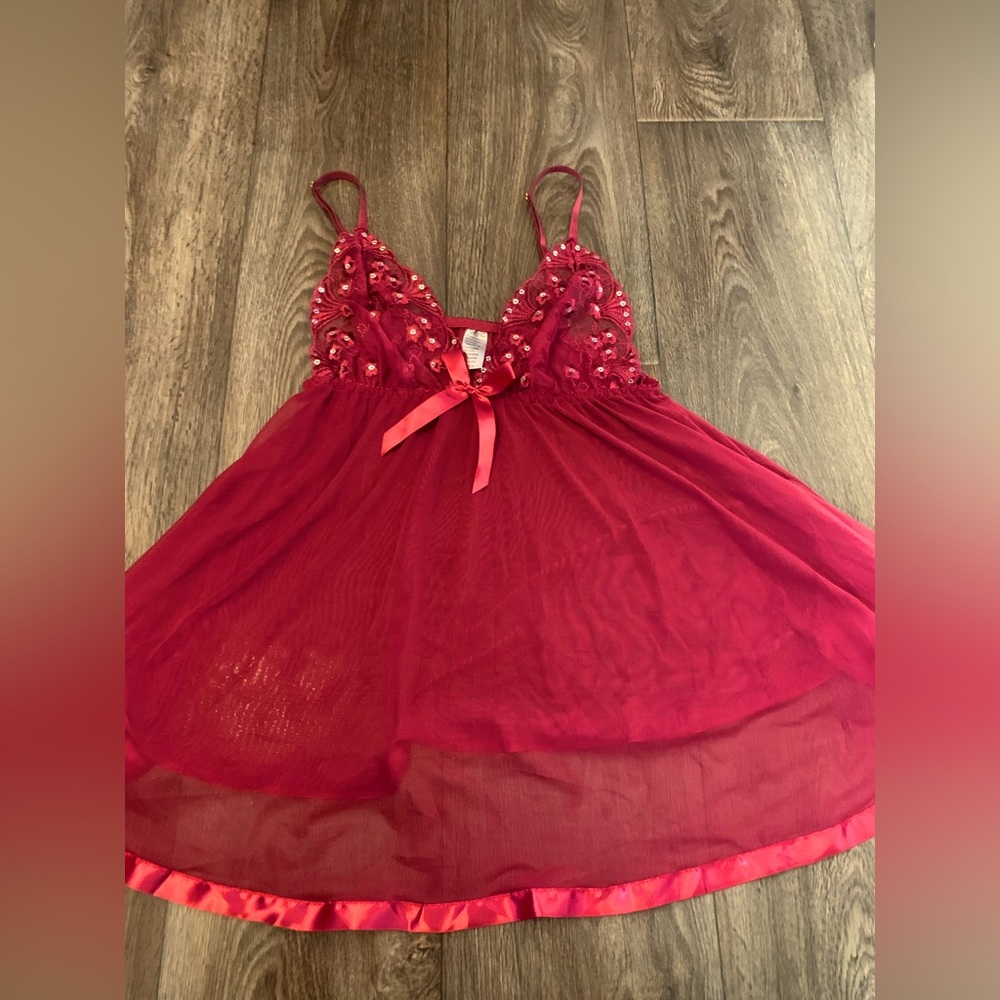 magenta lingerie